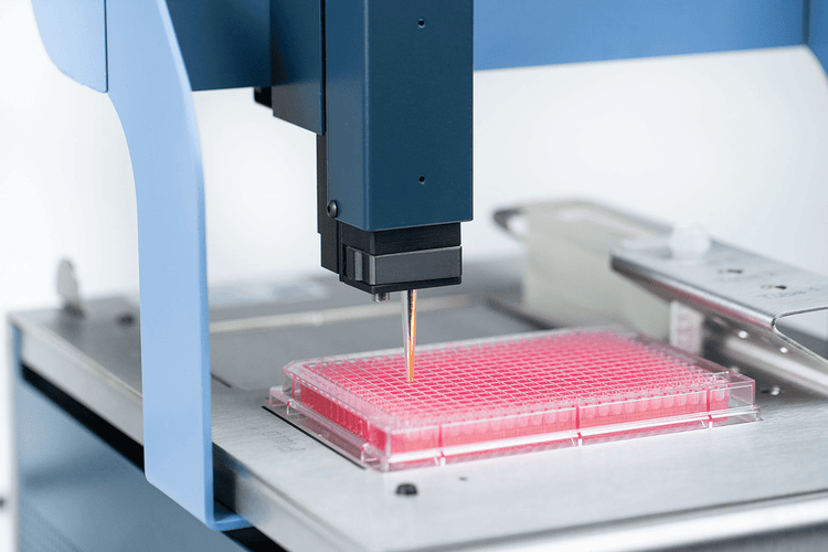 DispenCell Single-Cell Dispenser Working Closeup